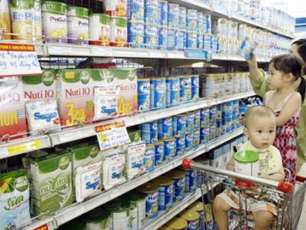 Sáu nhóm mặt hàng sữa sẽ được bán giá bình ổn 1
