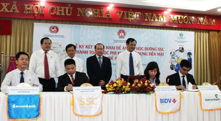 Phát hành Thẻ thanh toán học đường SSC 	 1