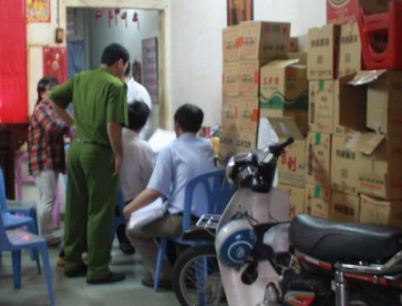 Chưa ph&aacute;t hiện hai mặt h&agrave;ng thực phẩm chế biến từ dầu bẩn 1