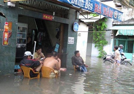 Thu ph&iacute; ph&ograve;ng chống lụt b&atilde;o tại 19 quận nội th&agrave;nh 1