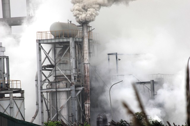 Nhà máy gỗ Quảng Trị bị hỏa hoạn do cháy hệ thống cấp nhiệt 1