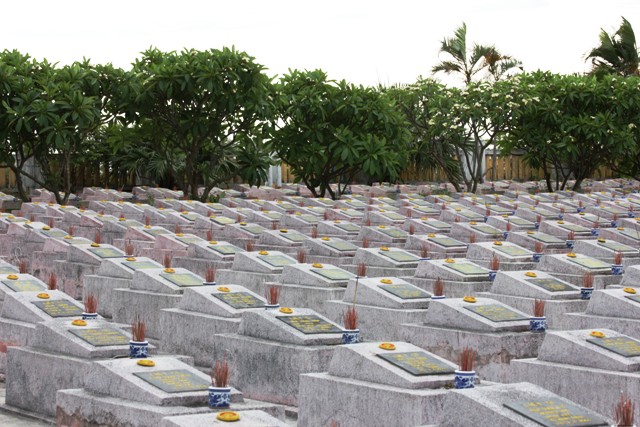 Quảng B&igrave;nh: An t&aacute;ng 32 bộ h&agrave;i cốt liệt sỹ hy sinh tại L&agrave;o 3