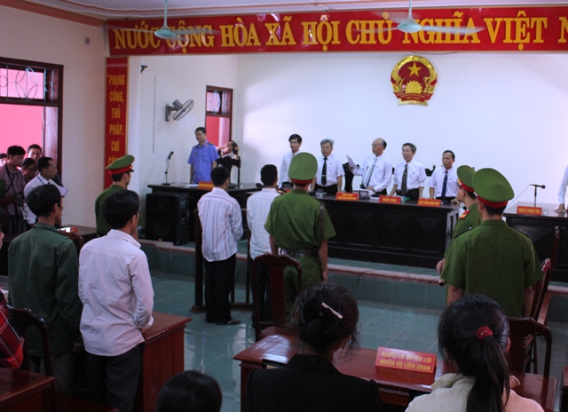 Vụ xử 5 phu trầm Quảng B&igrave;nh bị s&aacute;t hại d&atilde; man: Hung thủ l&atilde;nh &aacute;n tử h&igrave;nh 1