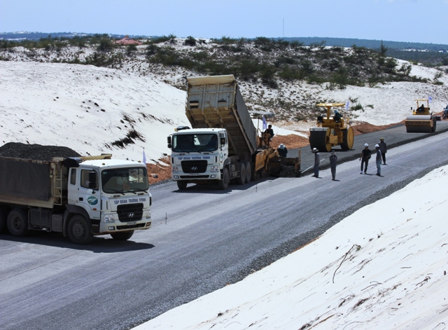 Quảng Bình: Th&ecirc;m m&ocirc;̣t đơn vị nói kh&ocirc;ng với xe quá tải 2