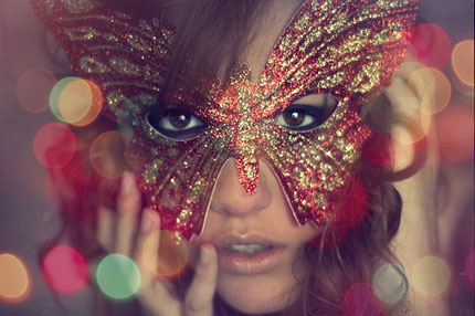 Đeo "mặt nạ", lấy lòng đàn ông để làm gì! 1 Đeo "mặt nạ", lấy lòng đàn ông để làm gì! 1