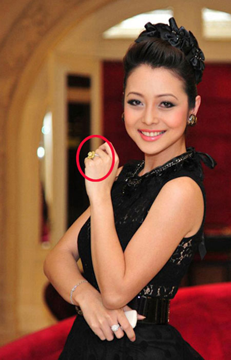Điều ít biết về cuộc tình của Jennifer Phạm 1 Điều ít biết về cuộc tình của Jennifer Phạm 1