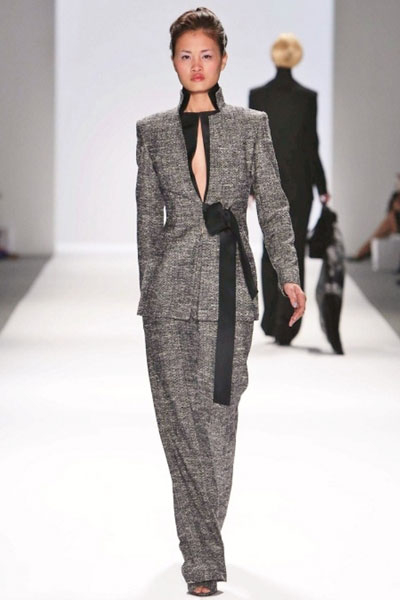 Thí sinh bị loại bất ngờ trở lại VN's Next Top Model 2