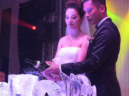 Tiệc cưới đậm chất cổ tích của Jennifer Phạm 7