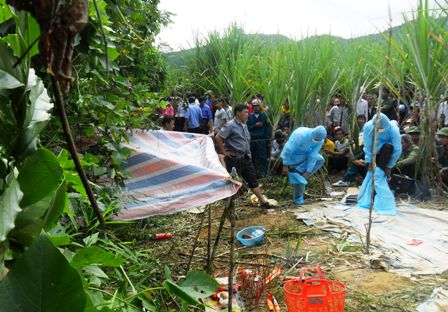 Bắt nghi phạm giết nữ sinh trong vườn m&iacute;a 1