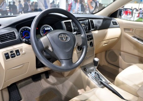 Toyota ra mắt Corolla mới 2