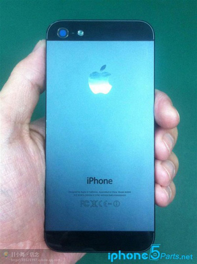 Lộ ảnh “bom tấn” iPhone 5S 1