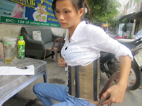 Bố chồng bị con dâu "lôi" ra tòa 1