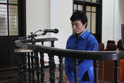 Kẻ chuy&ecirc;n cướp giật t&agrave;i sản lĩnh &aacute;n 1