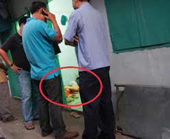Thiệt mạng v&igrave; chơi tr&ograve; "người lớn" 1