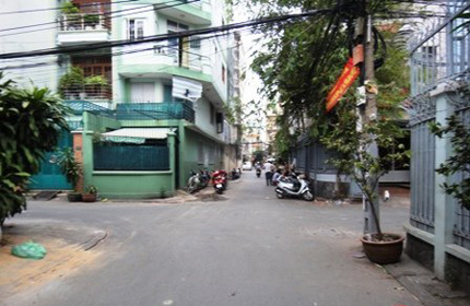 R&ugrave;ng rợn 1 thạc sỹ bị cắt cổ trong đ&ecirc;m vắng 1