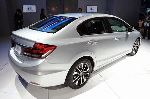Honda ra mắt Civic 2013 2