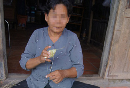 "Y&ecirc;u r&acirc;u xanh" đội lốt thầy c&uacute;ng hại đời b&eacute; h&agrave;ng x&oacute;m 1