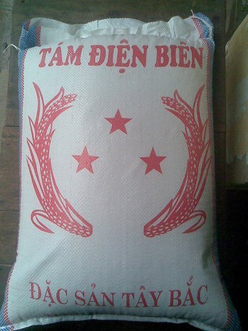 Săn qu&agrave; qu&ecirc; biếu tết sếp 2
