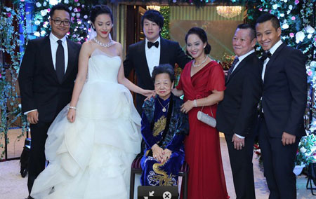 Những hạnh ph&uacute;c bất ngờ của sao Việt trong năm mới 3