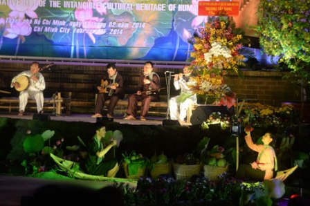 Vui buồn đầu năm của showbiz Việt 5