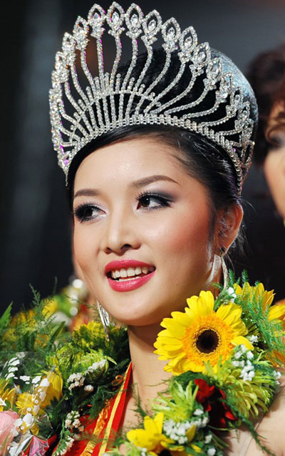 Hoa hậu Triệu Thị Hà không bị tước vương miện: Rắc rối vẫn bủa vây 1