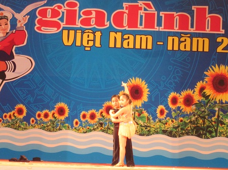 S&ocirc;i nổi cuộc thi "Gia đ&igrave;nh t&agrave;i năng" 2