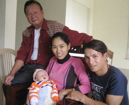 Gặp lại B&igrave;nh - "n&ocirc; lệ" 13 năm của vợ chồng qu&aacute;n phở 1