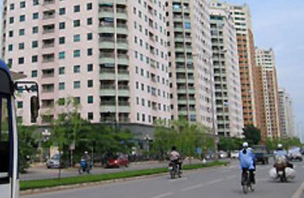 Qu&agrave; Tết sếp bằng chung cư v&agrave; ch&acirc;n d&agrave;i 1