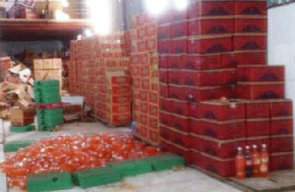 'D&acirc;y chuyền ch&acirc;n tay' cho ra 12.000 chai nước ngọt  1