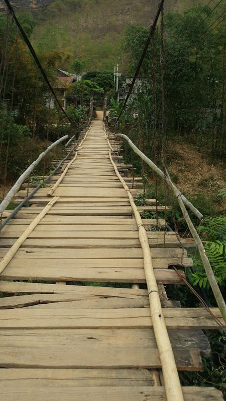 Qua những chiếc cầu treo "rợn người" hơn cả Chu Va 6 5
