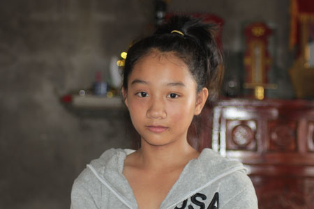 H&atilde;i h&ugrave;ng trẻ sống giữa "th&agrave;nh phố ma" 7