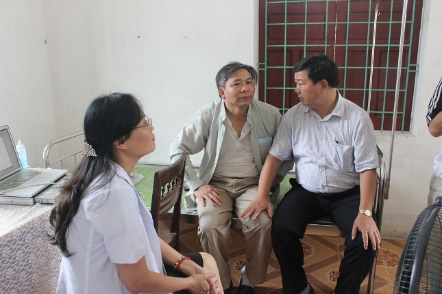 60 thầy thuốc BV Bạch Mai khám bệnh miễn phí tại Nghệ An 3