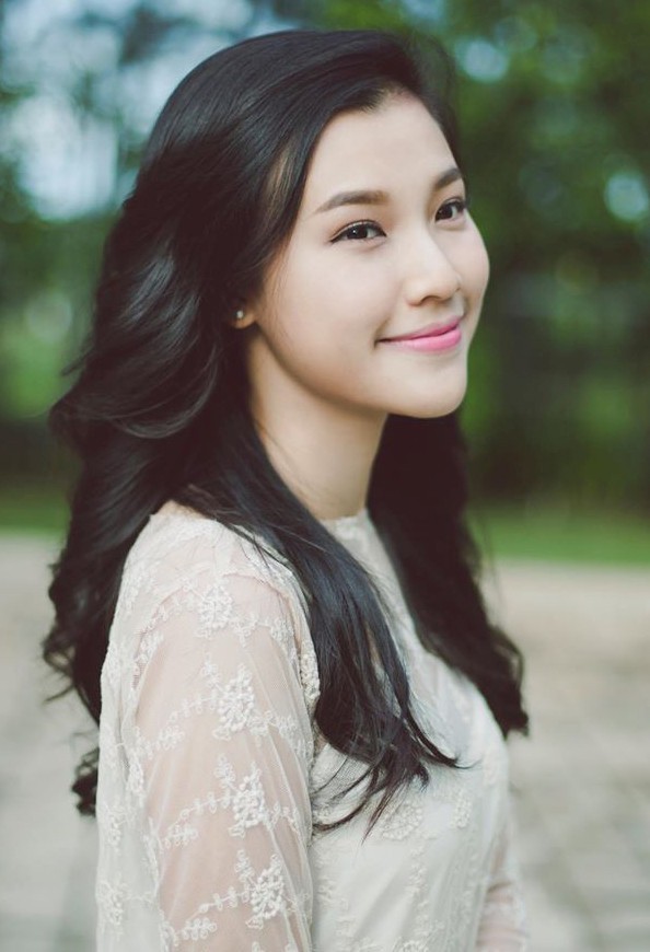 Hoàng Oanh đang hạnh phúc với chuyện tình cảm đẹp cùng chàng trai kém hai tuổi - Huỳnh Anh. Ảnh: NVCC