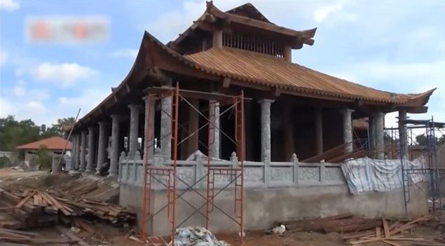 Nhà thờ Tổ nghề sân khấu hàng trăm tỷ sắp hoàn thành của danh hài Hoài Linh