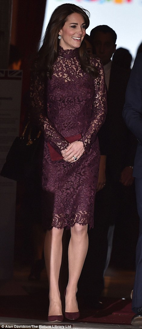
Nụ cười rạng rỡ của công nương Kate Middleton
