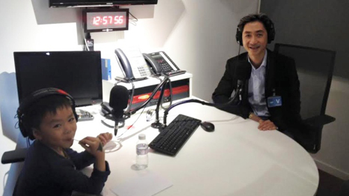 Anh Angel Le v&agrave; con trai Brandon. Ảnh:&nbsp;CBC