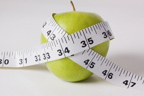 
Theo nghiên cứu, phụ nữ có thân hình quả táo dễ bị rối loạn tiêu hóa, tăng cân mất kiểm soát và có nguy cơ tử vong cao hơn. Ảnh: Dailymail.
