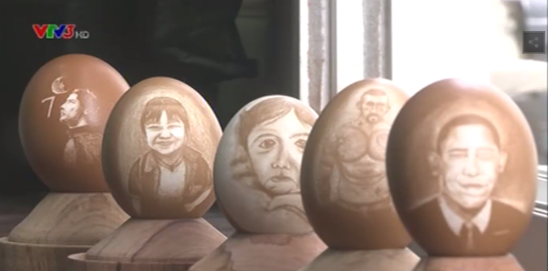 Các tác phẩm điêu khắc trên trứng của Đức Trí.
Hiện nay Đức Trí có một lớp học miễn phí dành riêng cho những bạn có cùng sở thích điêu khắc. Lớp học của Trí thường diễn ra vào 14h chiều thứ Bảy tại công viên Thống Nhất.

Theo VTV News
