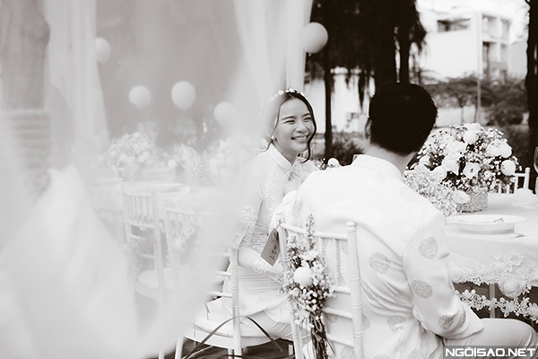 Ngày đính hôn, người mẫu Phan Như Thảo luôn rạng rỡ bên vị hôn phu Đức An.