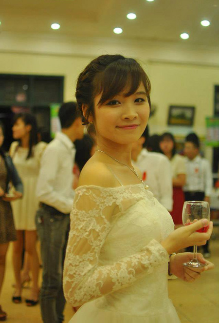Đặng Quỳnh Anh - cựu SV Trường ĐH Kinh tế quốc dân quyết định từ bỏ ngành học ở trường để theo đuổi ước mơ làm tiếp viên hàng không.