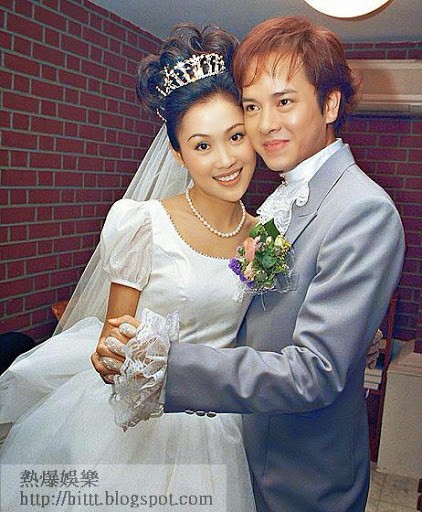 Lương Tiểu Băng cưới Trần Gia Huy vào năm 2000.