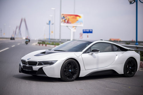 
BMW i8 tại Hà Nội. Ảnh: Quang Anh.
