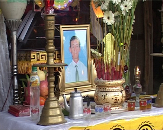 Đ&aacute;m tang &ocirc;ng Sơn