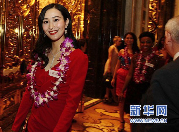 Lỗi trang điểm và kiểu tóc không phù hợp khiến Hoa hậu Trung Quốc bị dìm hàng.