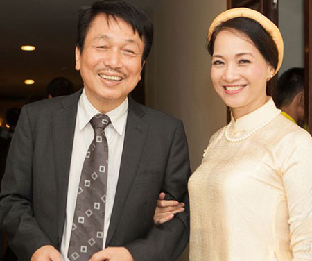 Theo chồng Lê Khanh thì nhạc sĩ Phú Quang rất thích giọng của vợ anh.