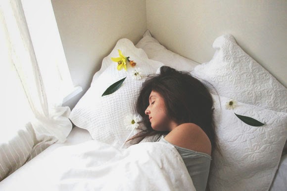 Những mẹo làm đẹp qua đêm bất kỳ quý cô nào cũng cần nắm được Những mẹo làm đẹp qua đêm bất kỳ quý cô nào cũng cần nắm được