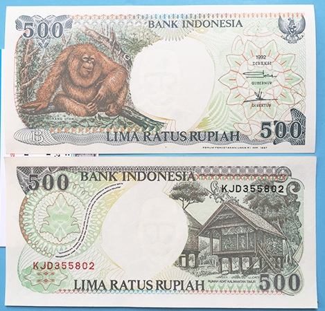 
Đồng tiền con khỉ của Indonesia được bán ra với giá 120.000 đồng
