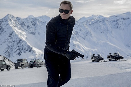 Daniel Craig hiện giờ đã ở tuổi 47 và đây có thể là lần cuối cùng nam diễn viên vào vai điệp viên huyền thoại.