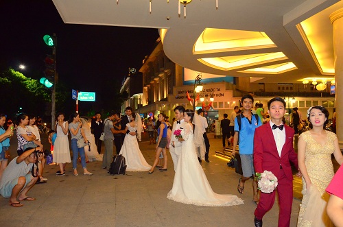 Chụp ảnh cưới, đêm, Hà Nội
