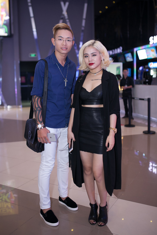 Hai giọng ca The Voice 2015 của đội Tuấn Hưng là Đăng Quang và Á quân Yến Lê.